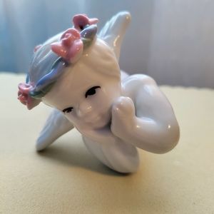 Angel figurine